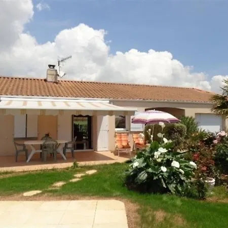 House Magnifique De Standing T5, Dans Quartier D'angles * Angles (Vendee)