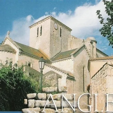 House Magnifique De Standing T5, Dans Quartier D'angles