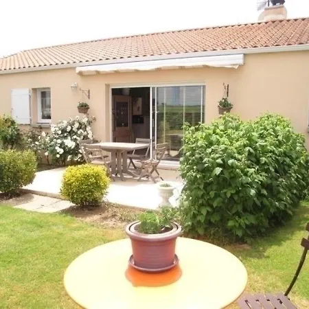 House Magnifique De Standing T5, Dans Quartier D'angles Angles (Vendee)